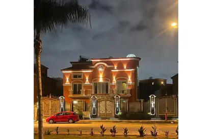 Villa - 7+ Bedrooms - 6 Bathrooms for rent in El Rehab Extension - Al Rehab - New Cairo City - Cairo