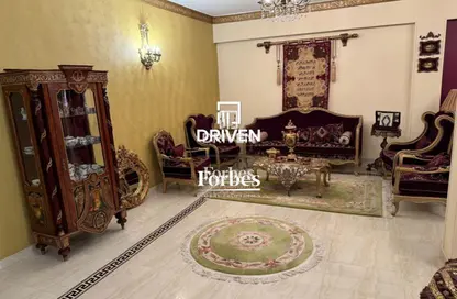 Apartment - 3 Bedrooms - 3 Bathrooms for sale in Gate 1 - Khofo - Hadayek El Ahram - Giza