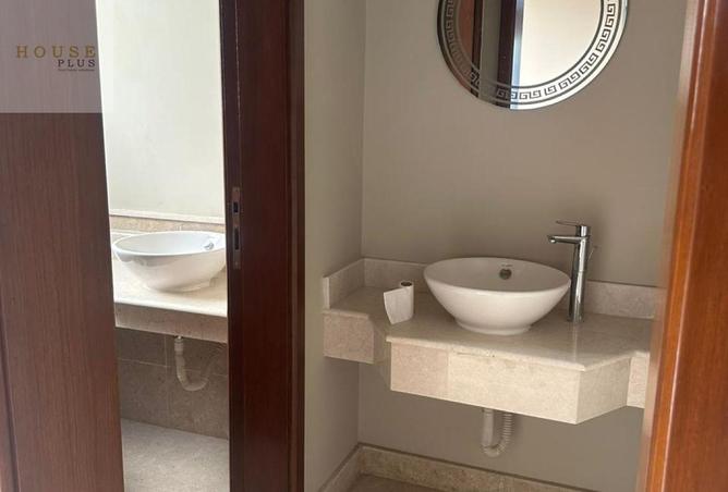 8115343 - Property Image 2