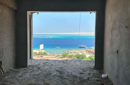 شقة - 2 غرف نوم - 1 حمام للبيع في حى الهضبة - الغردقة - محافظة البحر الاحمر