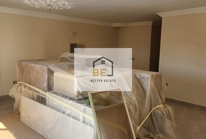 8300289 - Property Image 2