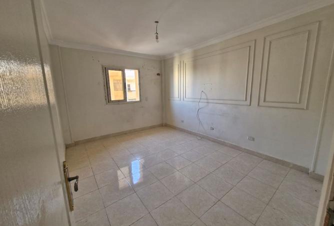 8376357 - Property Image 2