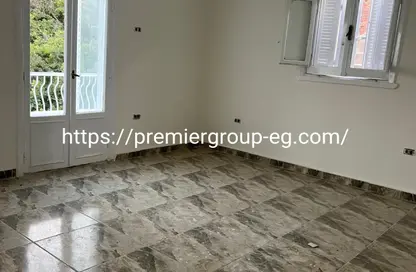 Penthouse - 2 Bedrooms - 1 Bathroom for sale in Sarayat Al Maadi - Hay El Maadi - Cairo