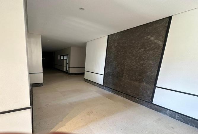 8061018 - Property Image 3