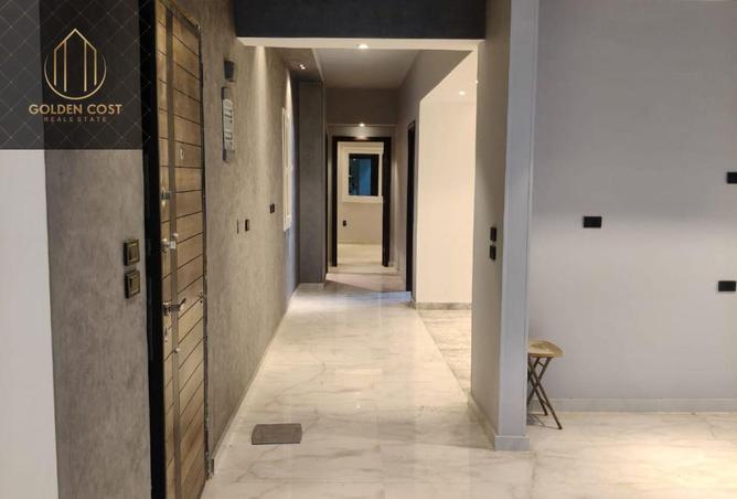 8220894 - Property Image 2