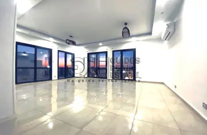 شقة - 3 غرف نوم - 2 حمامات للايجار في ذا كورت ياردز - كمبوندات الشيخ زايد - الشيخ زايد - الجيزة