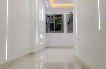 شقة - غرفة نوم - 1 حمام للبيع في وان قطامية - كمبوندات القطامية - القطامية - مدينة القاهرة الجديدة - القاهرة