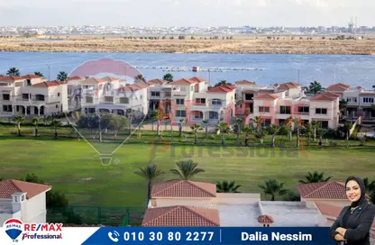 فيلا - 5 غرف نوم - 4 حمامات للبيع في اليكس ويست - كمبوندات الاسكندرية - الاسكندرية