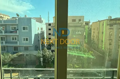 شقة - 3 غرف نوم - 2 حمامات للبيع في محور محمد فريد - الحي الرابع - التجمع الخامس - مدينة القاهرة الجديدة - القاهرة