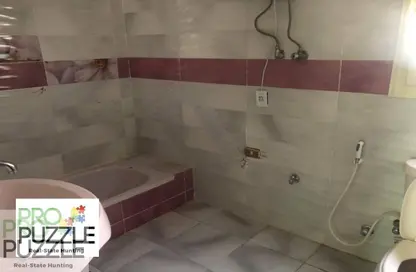شقة - 3 غرف نوم - 2 حمامات للايجار في منطقة خدمات البنفسج - البنفسج - مدينة القاهرة الجديدة - القاهرة