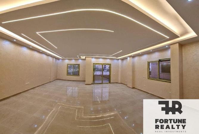 8368166 - Property Main Image