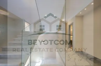 فيلا - 4 غرف نوم - 5 حمامات للايجار في بالم هيلز جولف اكستينشن - طريق الواحات - مدينة 6 أكتوبر - الجيزة