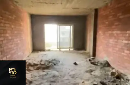 Apartment - 3 Bedrooms - 2 Bathrooms for sale in Al Narges - New Cairo City - Cairo