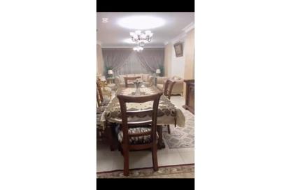 شقة - 3 غرف نوم - 2 حمامات للايجار في المستثمر الصغير - الحي العاشر - الشيخ زايد - الجيزة