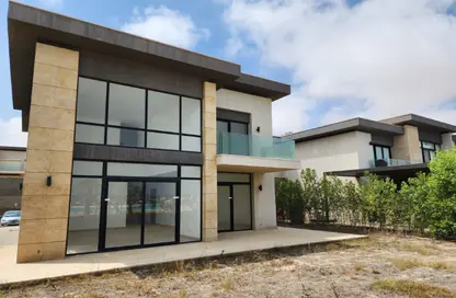 Villa - 4 Bedrooms - 4 Bathrooms for sale in Swan Lake North Coast - Qesm Ad Dabaah - North Coast