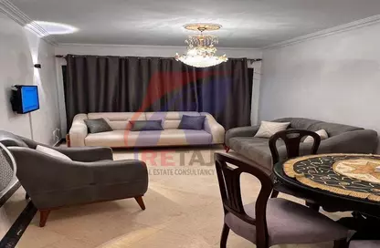 Apartment - 3 Bedrooms - 1 Bathroom for rent in Sour Dar Al Defaa El Gawy St. - Ard El Golf - Heliopolis - Masr El Gedida - Cairo