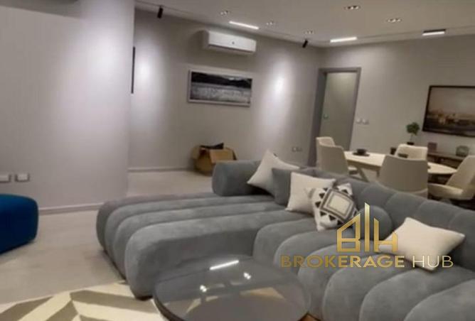 8015449 - Property Image 3