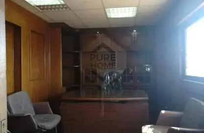 مساحات مكتبية - استوديو - 1 حمام للايجار في شارع صلاح سالم - المنشية - حي الجمرك - الاسكندرية