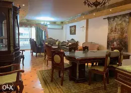 Apartment - 3 Bedrooms - 2 Bathrooms for rent in Zezenia - Hay Sharq - Alexandria