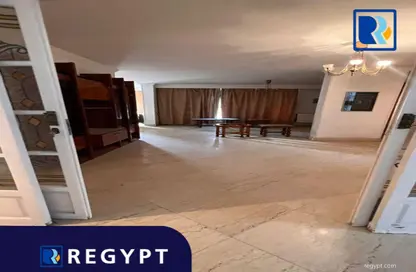 Apartment - 4 Bedrooms - 3 Bathrooms for sale in Sarayat Al Maadi - Hay El Maadi - Cairo