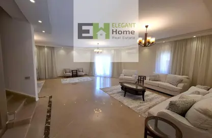 فيلا - 5 غرف نوم - 4 حمامات للايجار في قطامية ريزدنس - التجمع الاول - مدينة القاهرة الجديدة - القاهرة