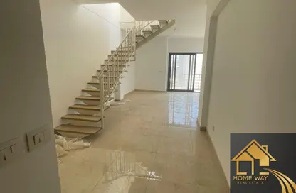 Penthouse - 3 Bedrooms - 3 Bathrooms for rent in Moon Residences - Fifth Square - The 5th Settlement - New Cairo City - Cairo