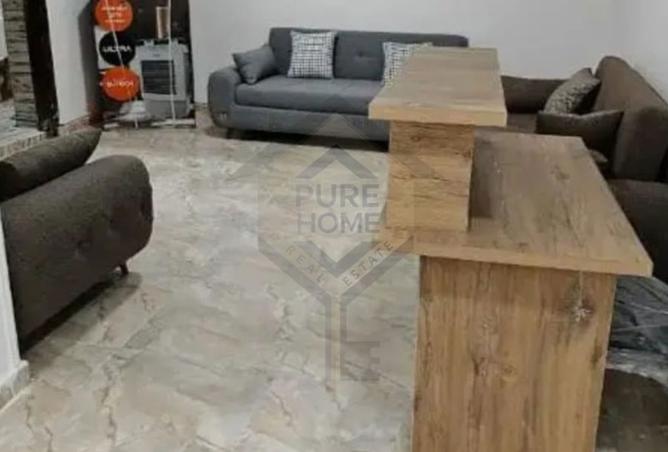 8081038 - Property Image 3