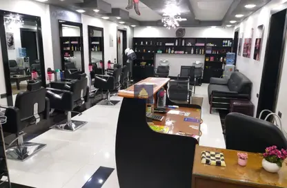 محل تجاري - استوديو - 2 حمامات للبيع في الشطر العاشر - زهراء المعادي - حي المعادي - القاهرة