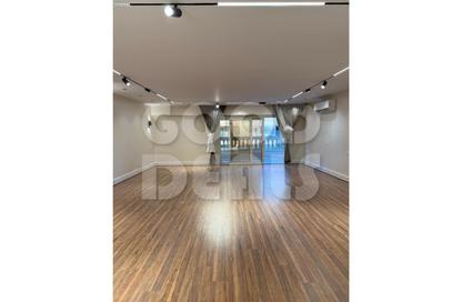 Apartment - 3 Bedrooms - 3 Bathrooms for sale in Hassan Moussa El Akkad St. - Almazah - Heliopolis - Masr El Gedida - Cairo