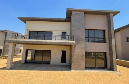 Villa - 4 Bedrooms - 4 Bathrooms for sale in Swan Lake Residence - 5th Settlement Compounds - The 5th Settlement - New Cairo City - Cairo
