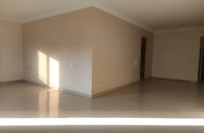 شقة - 2 غرف نوم - 2 حمامات للايجار في فى90 - شارع التسعين الشمالي - التجمع الخامس - مدينة القاهرة الجديدة - القاهرة