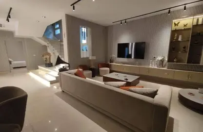 Villa - 4 Bedrooms - 4 Bathrooms for sale in The MarQ Gardens - 5th Settlement Compounds - The 5th Settlement - New Cairo City - Cairo