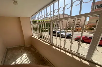 شقة - 2 غرف نوم - 1 حمام للايجار في الحي الاول - الشيخ زايد - الجيزة