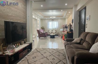 Apartment - 2 Bedrooms - 1 Bathroom for sale in Al Andalus District - New Cairo City - Cairo