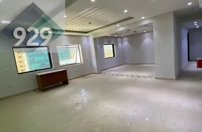 مساحات مكتبية - استوديو - 2 حمامات للايجار في شارع مجمع البنوك - شارع التسعين الجنوبي - التجمع الخامس - مدينة القاهرة الجديدة - القاهرة