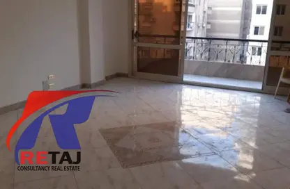 Apartment - 3 Bedrooms - 2 Bathrooms for rent in Ahmed Al Zomor St. - 9th Zone - Nasr City - Cairo