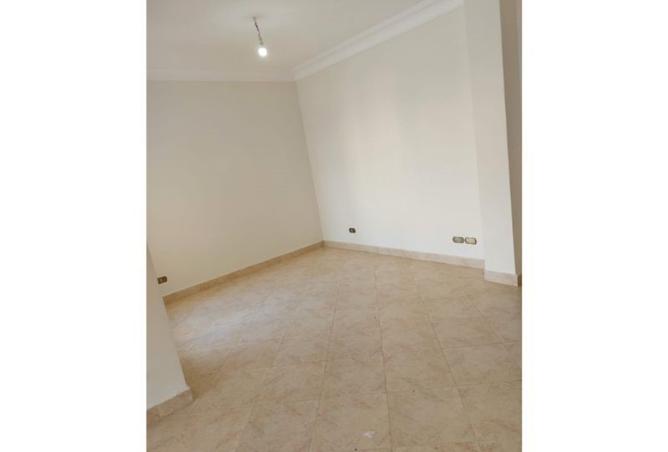 8147334 - Property Image 3