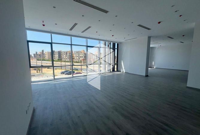 8440074 - Property Image 2