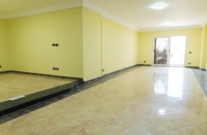 شقة - 3 غرف نوم - 2 حمامات للبيع في شارع البرت الاول - سموحة - حي شرق - الاسكندرية