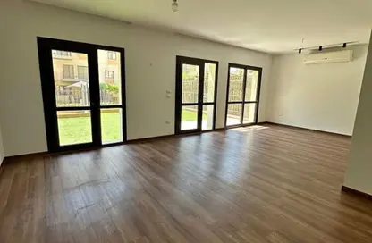 شقة - 2 غرف نوم - 2 حمامات للبيع في 6 ويست - بيفرلي هيلز - كمبوندات الشيخ زايد - الشيخ زايد - الجيزة