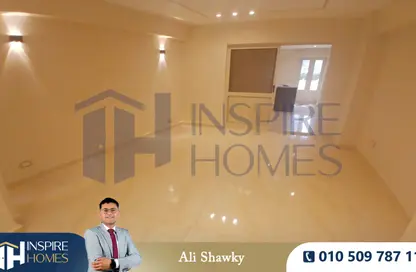 Apartment - 3 Bedrooms - 1 Bathroom for rent in Smouha Square - Smouha - Hay Sharq - Alexandria
