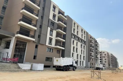 Apartment - 3 Bedrooms - 4 Bathrooms for sale in Swan Lake Residence - 5th Settlement Compounds - The 5th Settlement - New Cairo City - Cairo