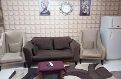 Apartment - 2 Bedrooms - 1 Bathroom for rent in Doctor Ali Lotfy St. - 3rd District - Sheikh Zayed City - Giza