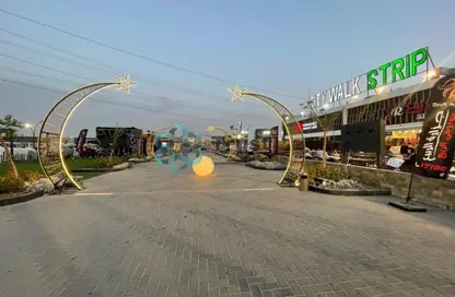 محل تجاري - استوديو - 2 حمامات للايجار في مول سيتي ووك - طريق وصلة دهشور - الشيخ زايد - الجيزة