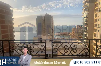 شقة - 3 غرف نوم - 2 حمامات للايجار في ميامي - حي اول المنتزة - الاسكندرية