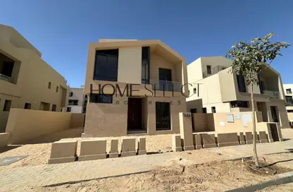 فيلا - 4 غرف نوم - 5 حمامات للبيع في كارمل - مدينة زايد الجديدة - الشيخ زايد - الجيزة