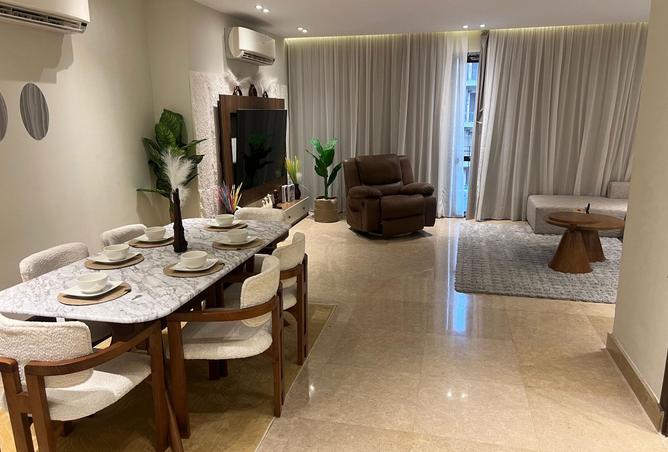 8073814 - Property Image 2