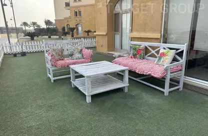 شقة - 2 غرف نوم - 3 حمامات للايجار في ارورا - اب تاون كايرو - المقطم - القاهرة