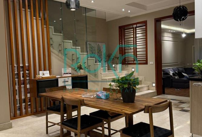 8252040 - Property Image 2