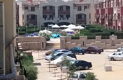 شاليه - 3 غرف نوم - 2 حمامات للبيع في ريد كاربيت - العين السخنة - السويس